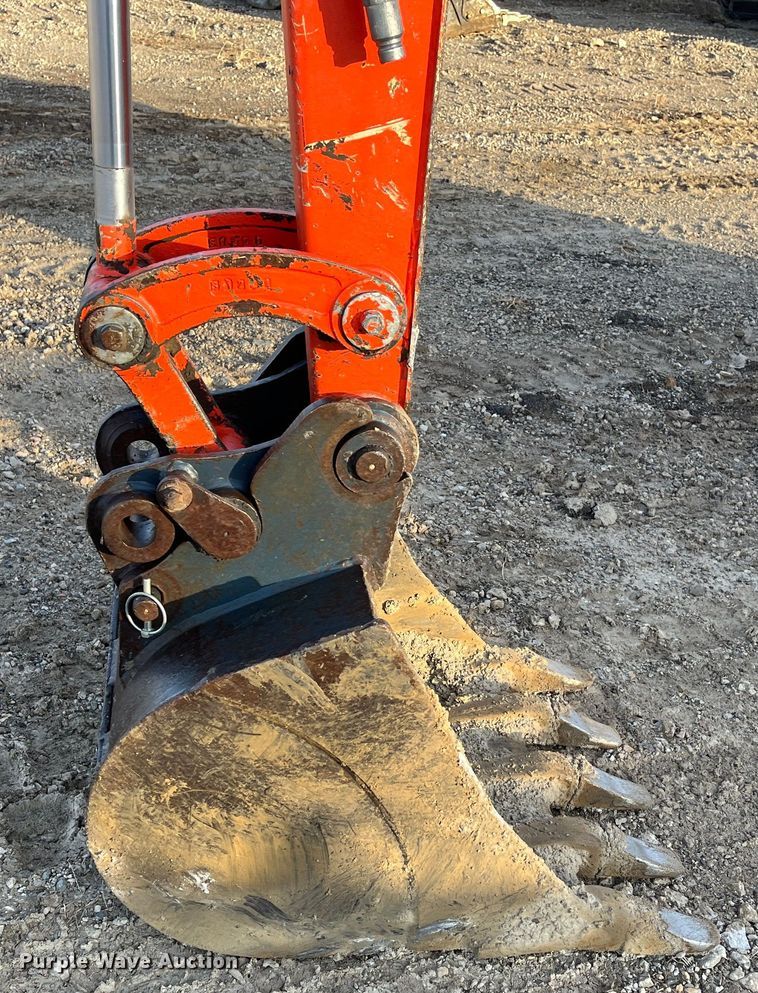 image for item DR7370 2014 Kubota KX71-3  mini excavator