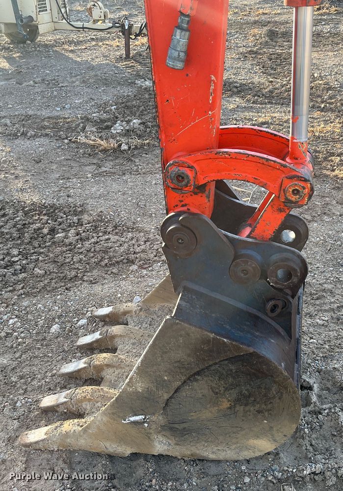 image for item DR7370 2014 Kubota KX71-3  mini excavator