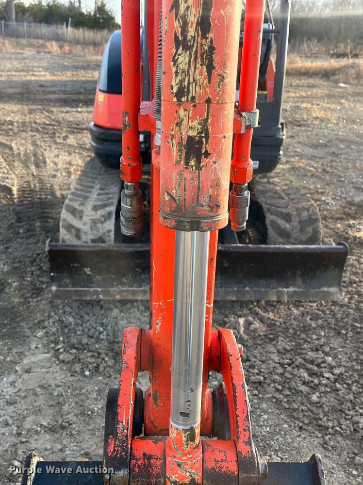 image for item DR7370 2014 Kubota KX71-3  mini excavator