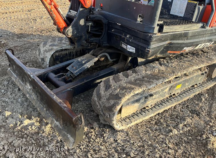 image for item DR7370 2014 Kubota KX71-3  mini excavator