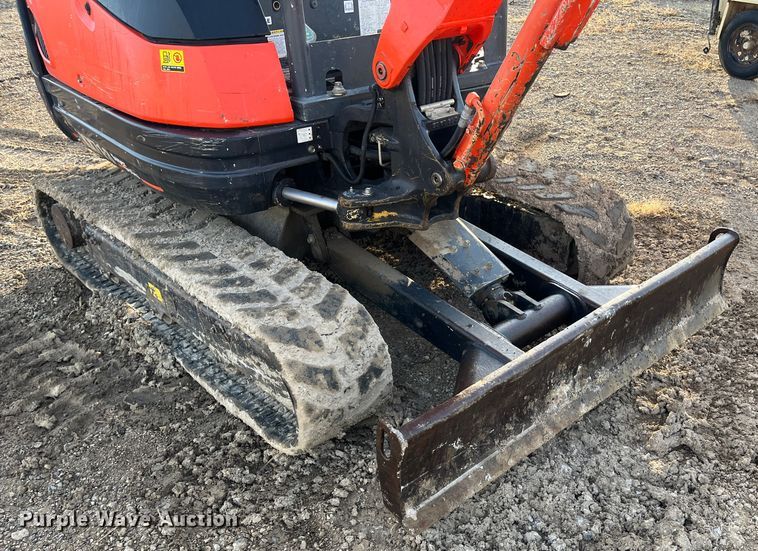 image for item DR7370 2014 Kubota KX71-3  mini excavator