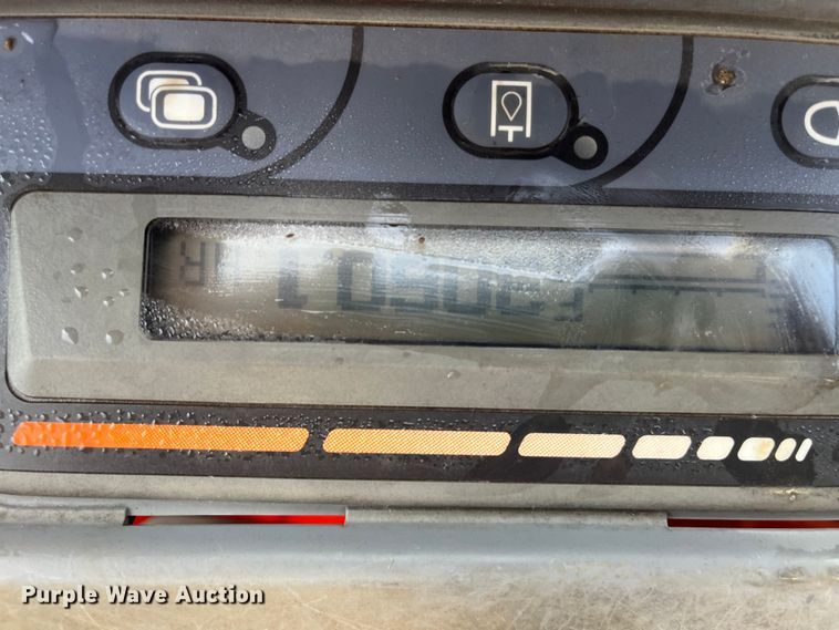 image for item DR7370 2014 Kubota KX71-3  mini excavator