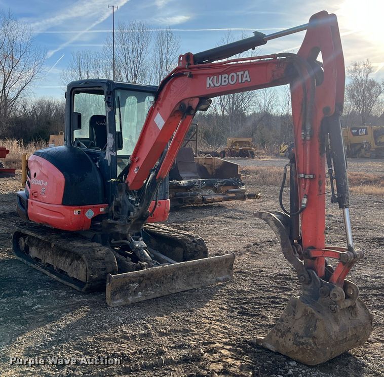 image for item DR7371 2014 Kubota KX040-4  mini excavator