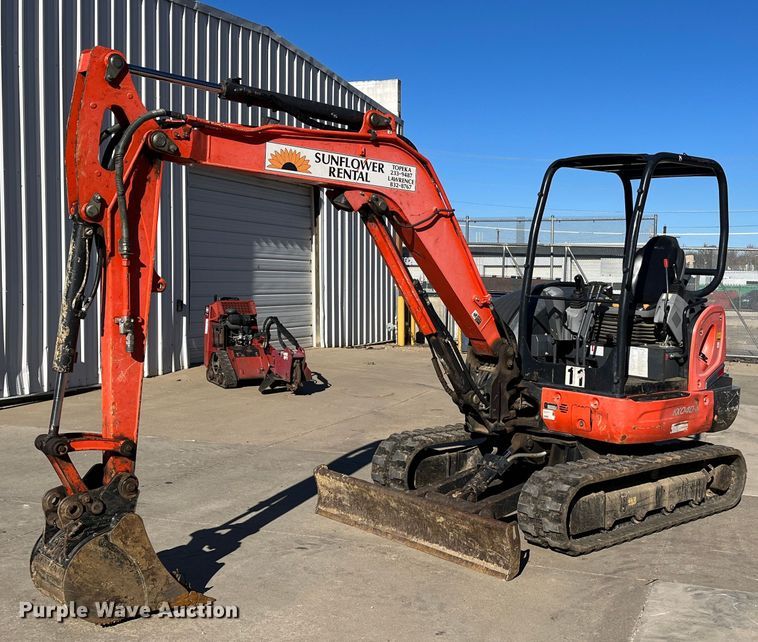 image for item DR7384 2010 Kubota KX040-4  mini excavator