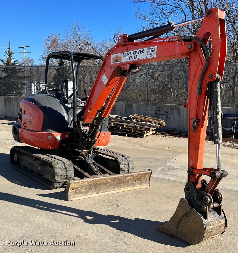 image for item DR7384 2010 Kubota KX040-4  mini excavator