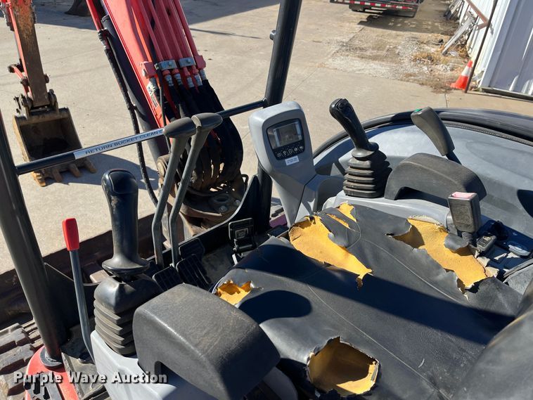 image for item DR7384 2010 Kubota KX040-4  mini excavator