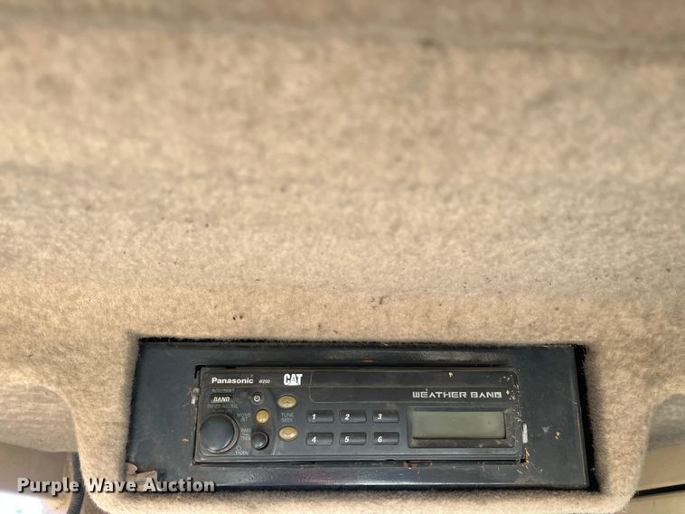 image for item DR7387 1997 Caterpillar D5M XL  dozer