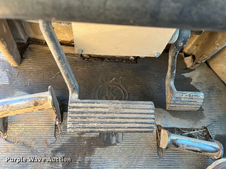 image for item DR7387 1997 Caterpillar D5M XL  dozer