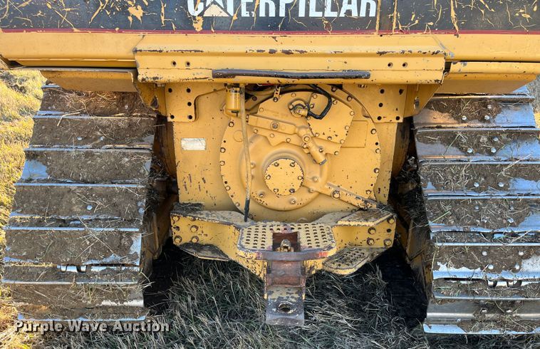 image for item DR7387 1997 Caterpillar D5M XL  dozer