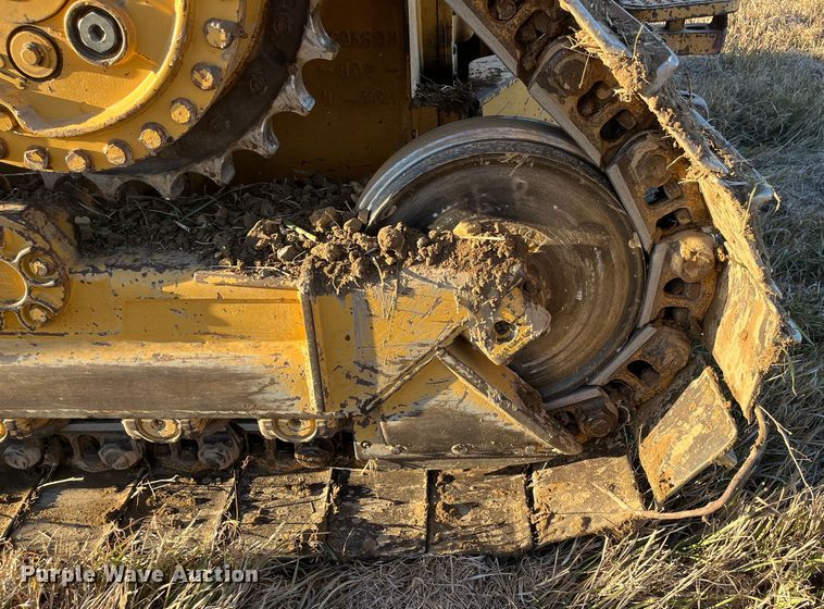 image for item DR7387 1997 Caterpillar D5M XL  dozer