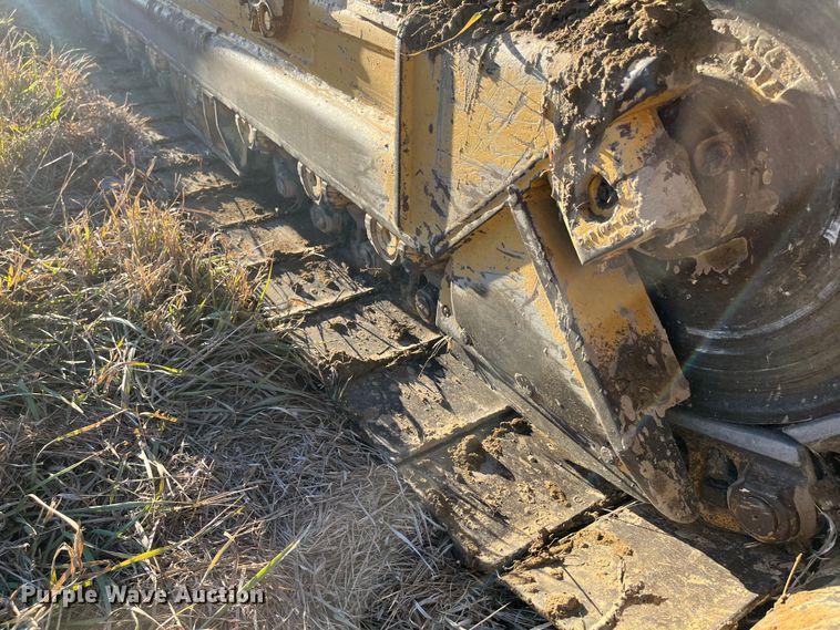 image for item DR7387 1997 Caterpillar D5M XL  dozer