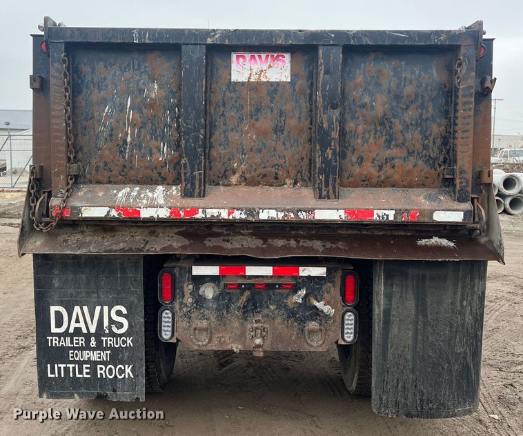 image for item DR7398 2007 Freightliner Businesss Class M2  dump truck