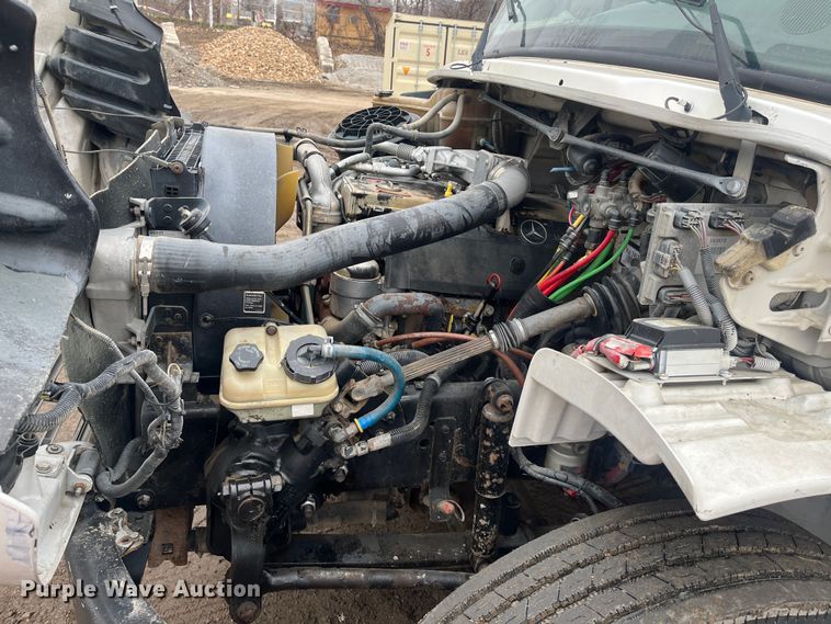 image for item DR7398 2007 Freightliner Businesss Class M2  dump truck