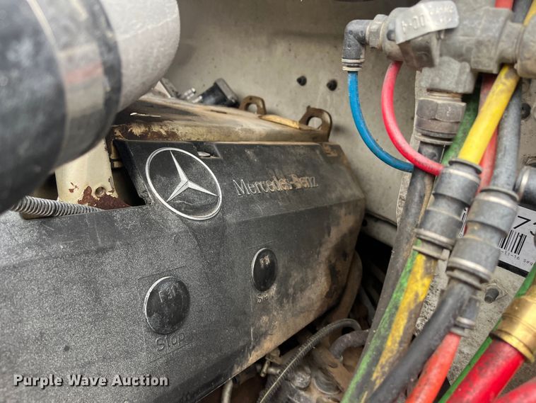 image for item DR7398 2007 Freightliner Businesss Class M2  dump truck