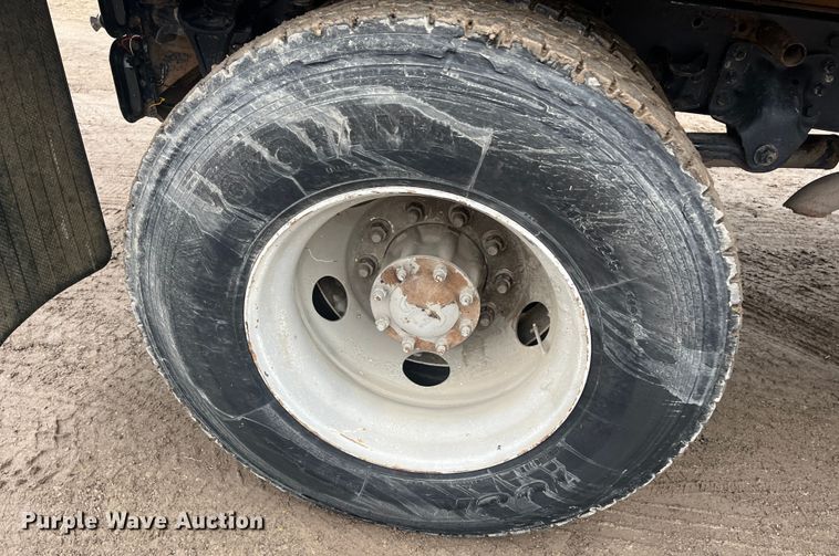 image for item DR7398 2007 Freightliner Businesss Class M2  dump truck