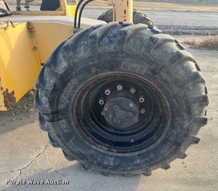 image for item DR7407 Pettibone 6044  telehandler