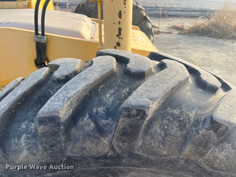 image for item DR7407 Pettibone 6044  telehandler