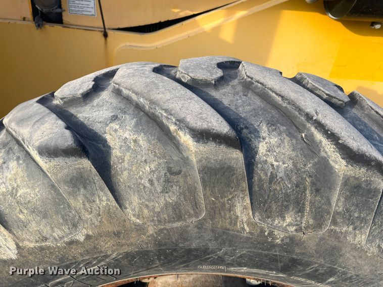 image for item DR7407 Pettibone 6044  telehandler