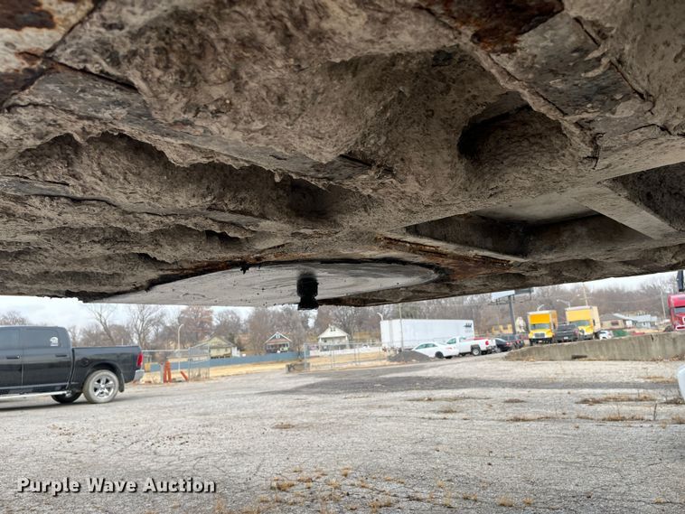 image for item DR7413 2002 Steco  refuse trailer