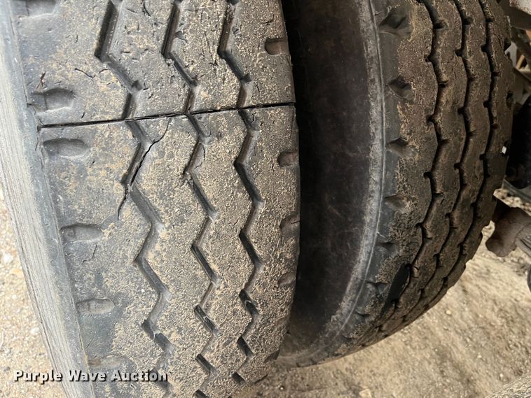 image for item DR7413 2002 Steco  refuse trailer