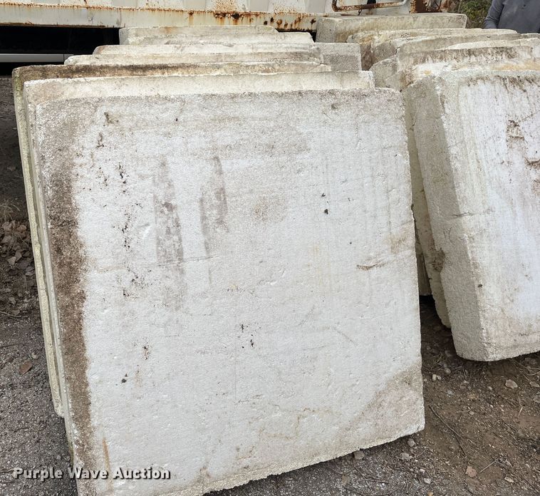 image for item DR7413 2002 Steco  refuse trailer