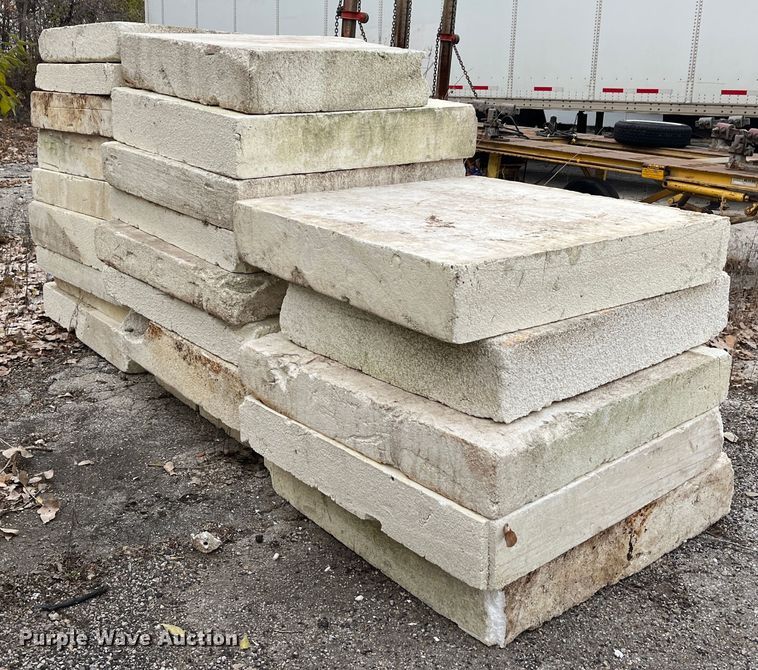 image for item DR7413 2002 Steco  refuse trailer