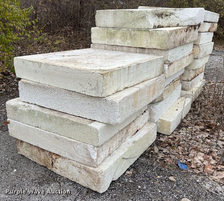 image for item DR7413 2002 Steco  refuse trailer