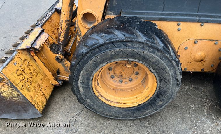 image for item DR7417 2004 Case 60XT  skid steer loader