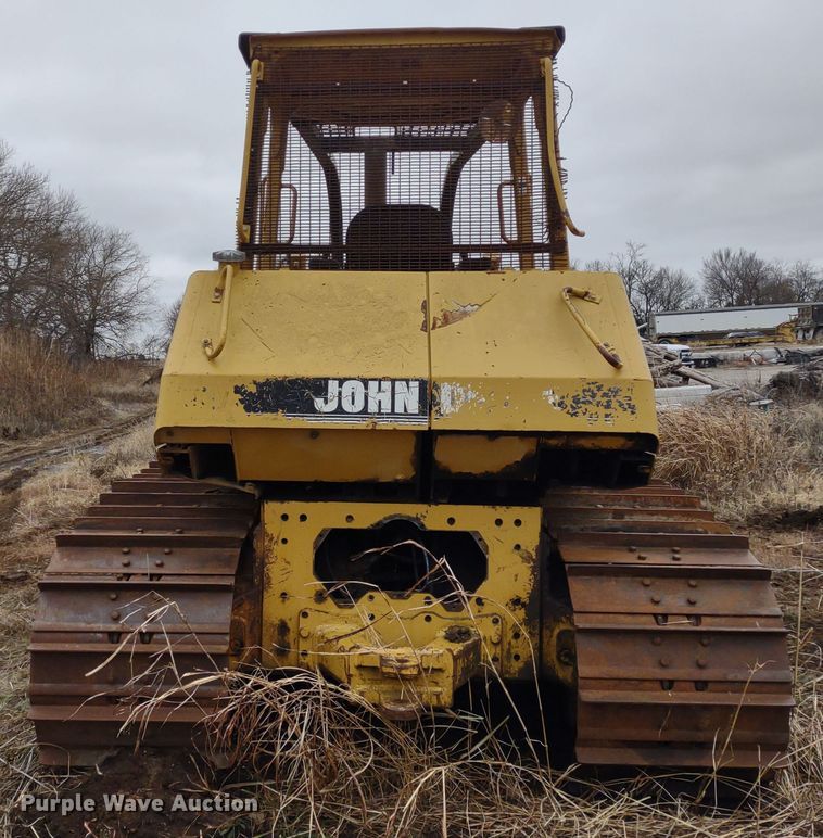 image for item DR8073 1996 John Deere 850C  dozer