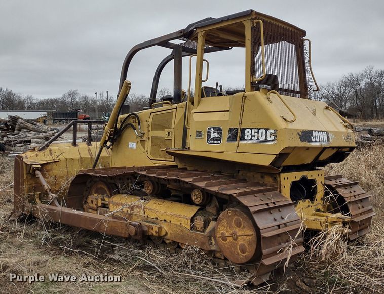 image for item DR8073 1996 John Deere 850C  dozer