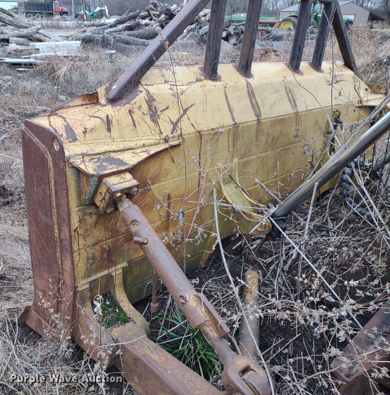 image for item DR8073 1996 John Deere 850C  dozer