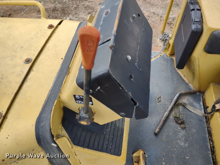 image for item DR8073 1996 John Deere 850C  dozer