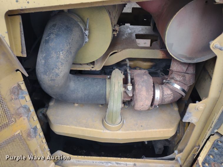 image for item DR8073 1996 John Deere 850C  dozer