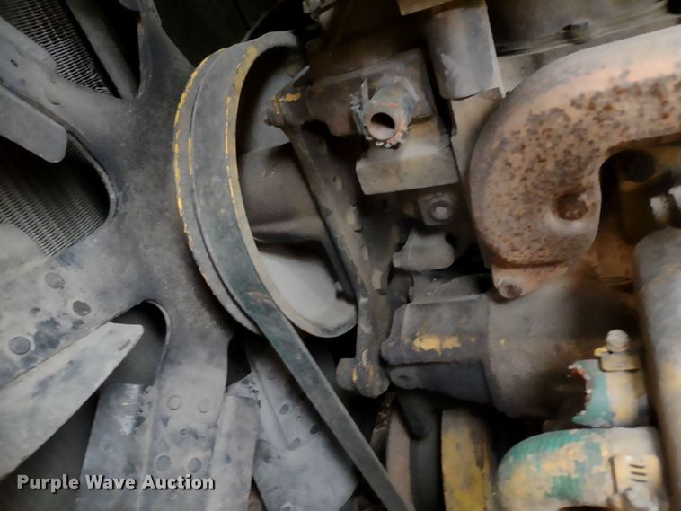 image for item DR8073 1996 John Deere 850C  dozer