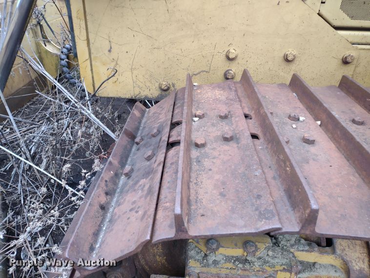 image for item DR8073 1996 John Deere 850C  dozer