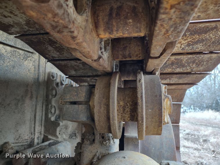 image for item DR8073 1996 John Deere 850C  dozer