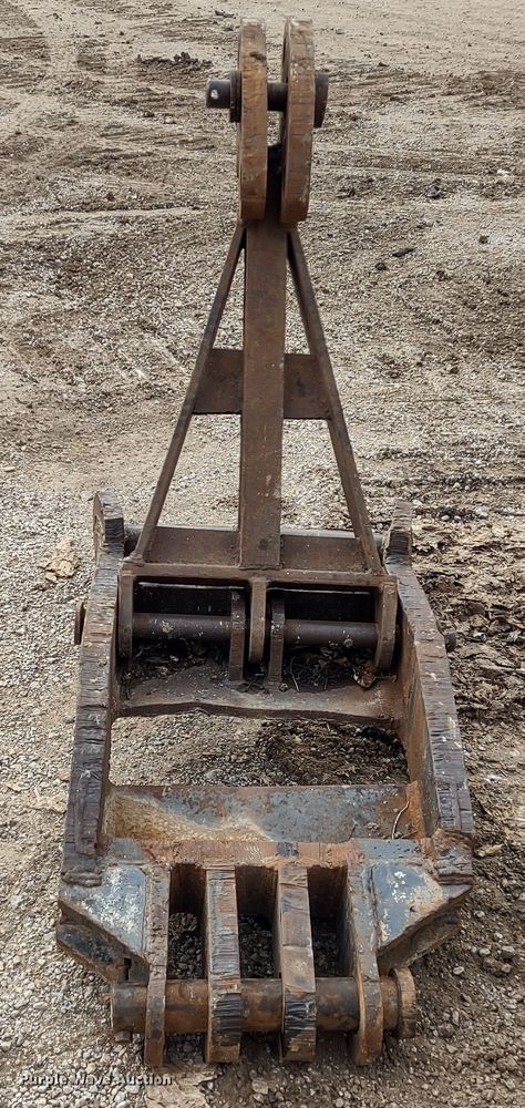 image for item DR8085 2000 Komatsu PC300LC-6LE  excavator