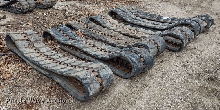 image for item DR8087 Rubber tracks