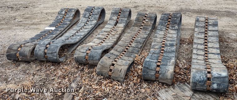 image for item DR8087 Rubber tracks