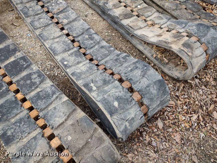 image for item DR8087 Rubber tracks