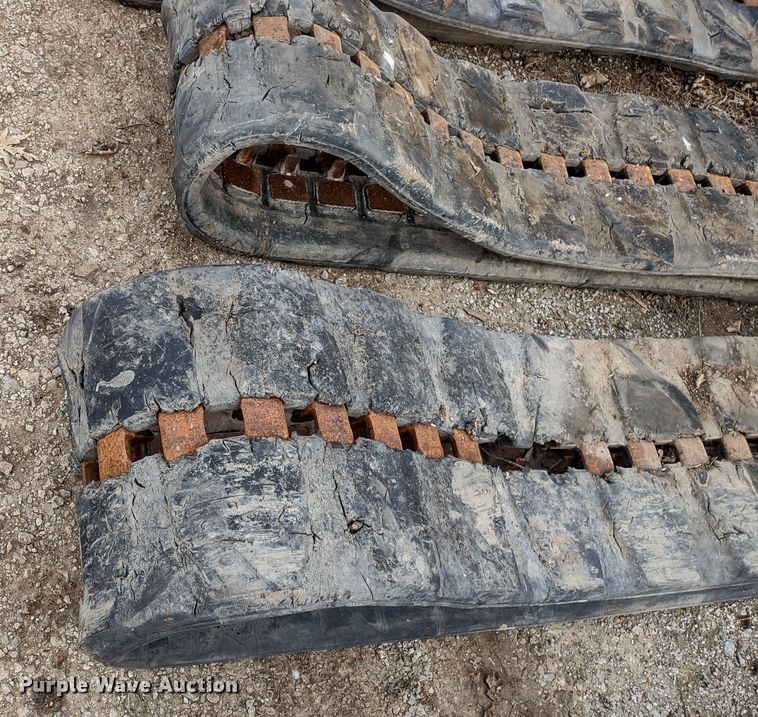 image for item DR8087 Rubber tracks