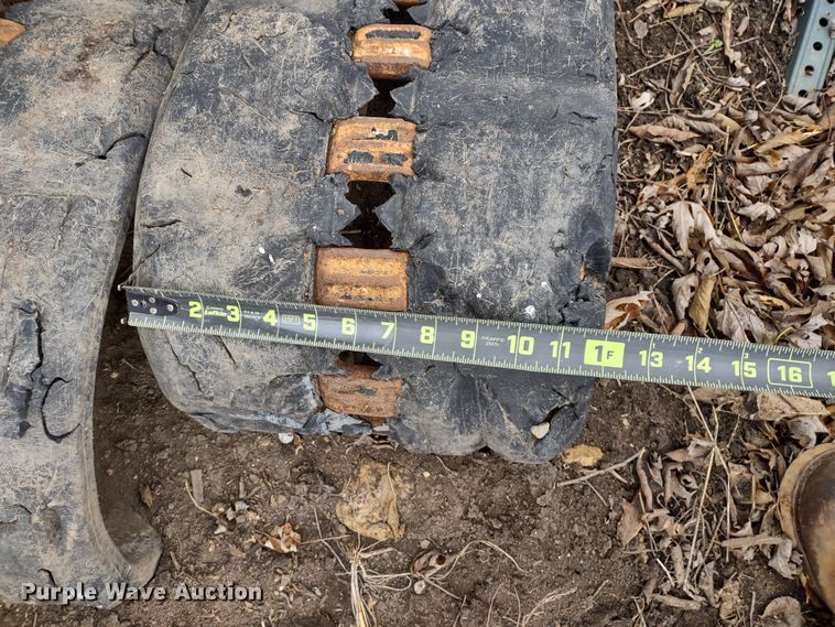 image for item DR8087 Rubber tracks