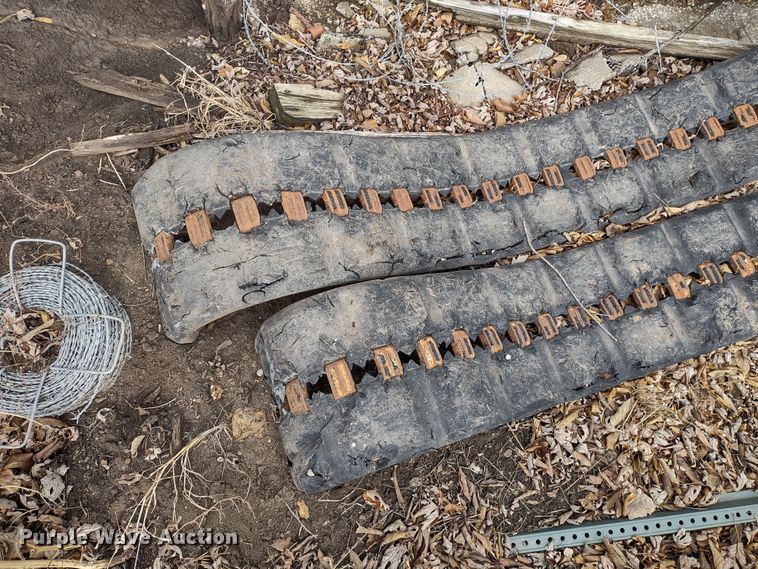 image for item DR8087 Rubber tracks