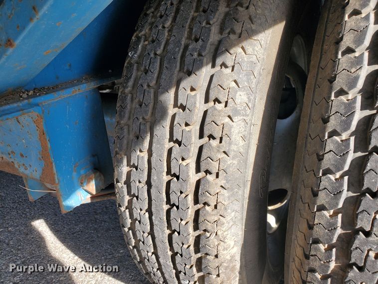 image for item DS6305 1997 Norris 28  equipment trailer