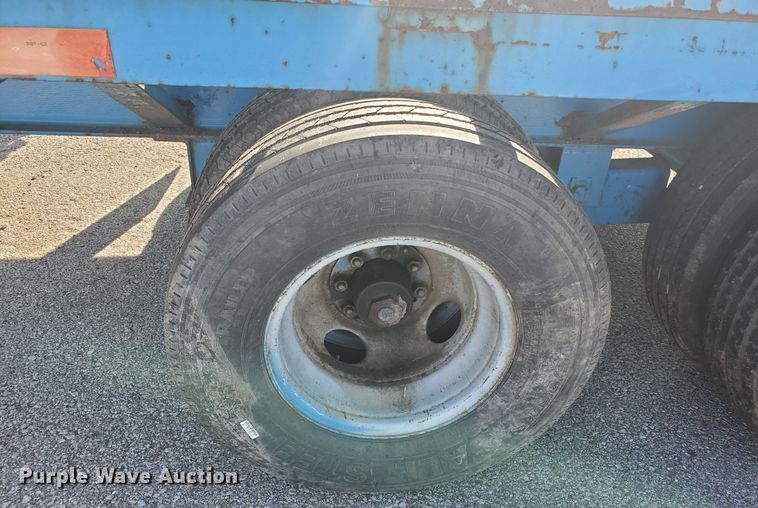 image for item DS6305 1997 Norris 28  equipment trailer