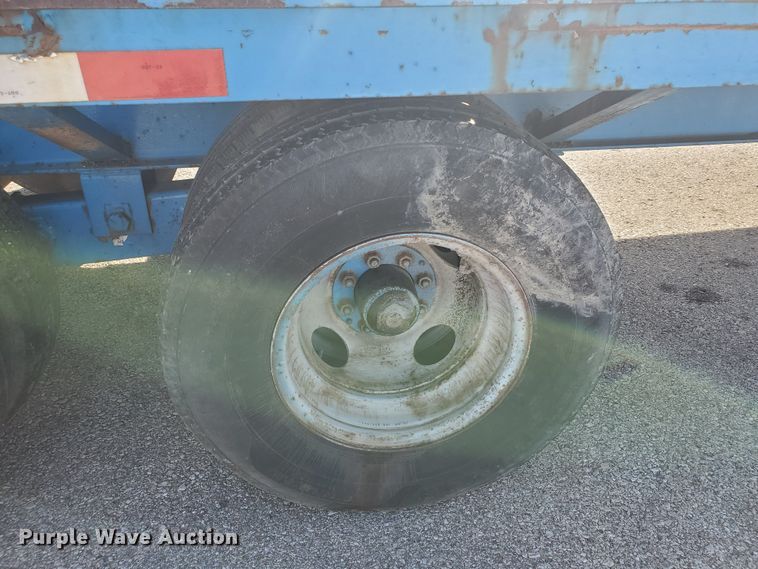 image for item DS6305 1997 Norris 28  equipment trailer