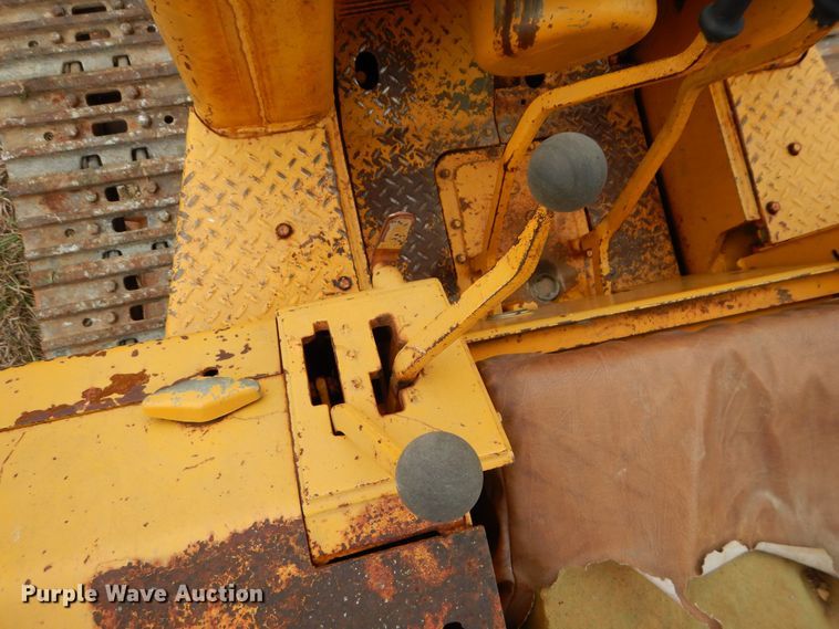 image for item DS6308 1977 John Deere 450C  track loader