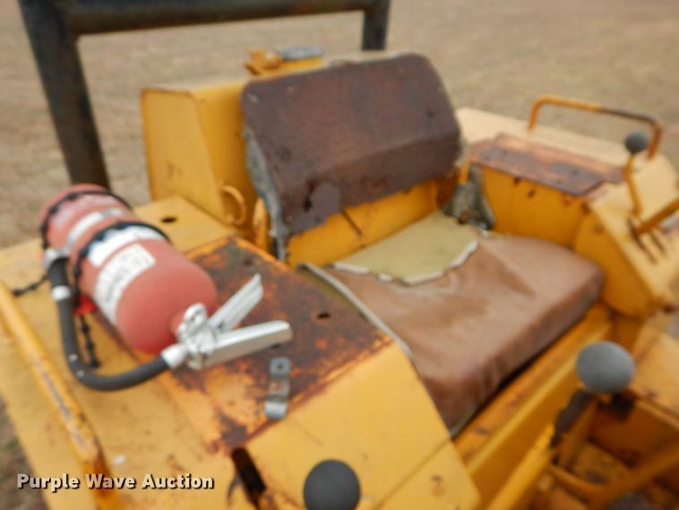 image for item DS6308 1977 John Deere 450C  track loader