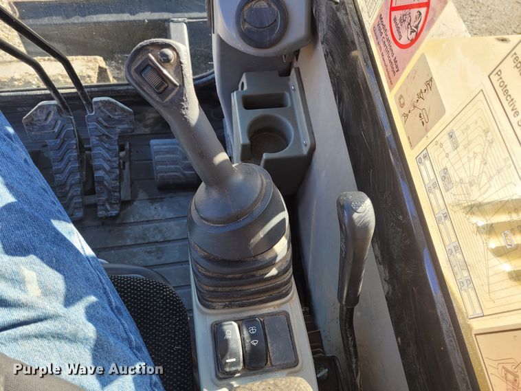 image for item FC9203 2017 Caterpillar 308E2 CR  mini excavator