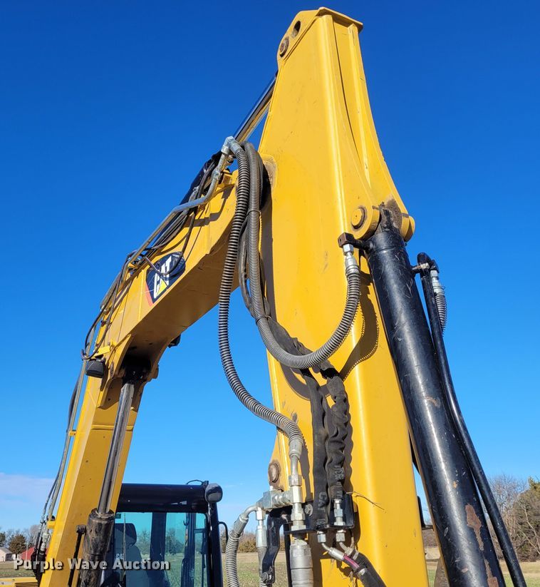 image for item FC9203 2017 Caterpillar 308E2 CR  mini excavator